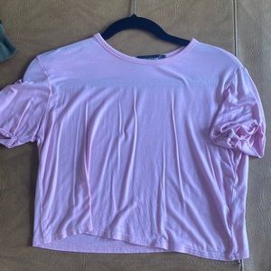 Pink tshirt